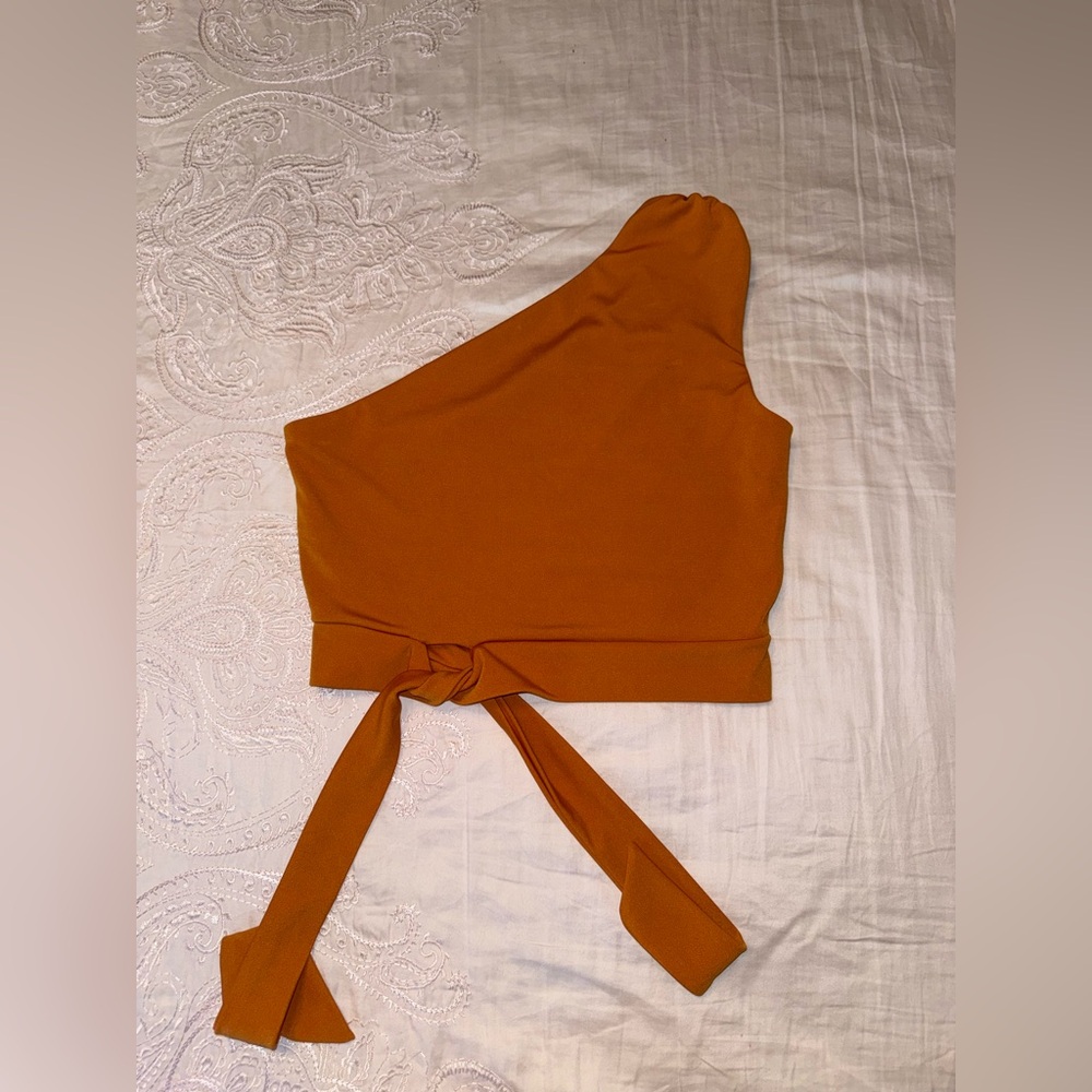 Like New Unbranded One-Shoulder Orange Crop Top - Picture 2 of 6